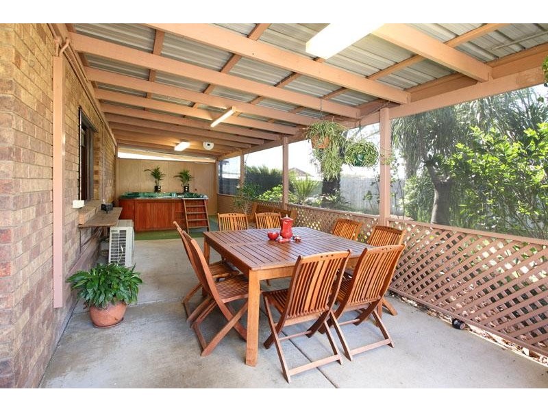 4 Sourris Court, Carina QLD 4152