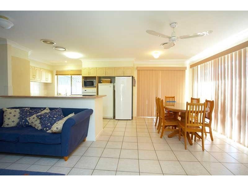 49 Cloverbrook Place, Carina QLD 4152