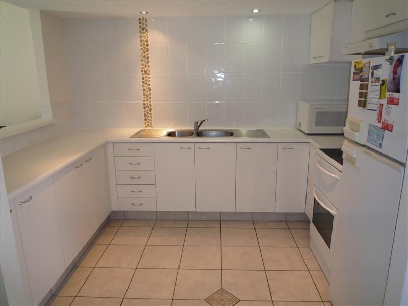 2/47 Adelaide Street, Carina QLD 4152