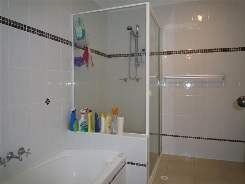 2/47 Adelaide Street, Carina QLD 4152