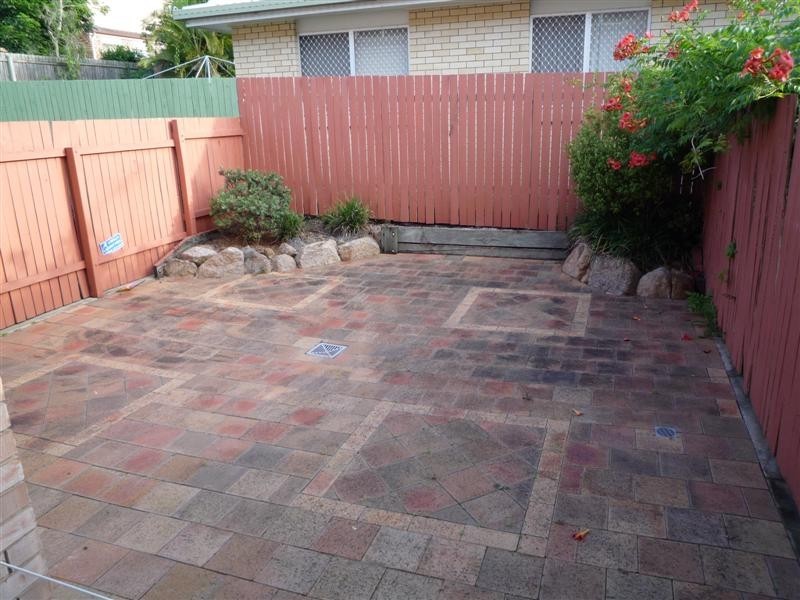 2/47 Adelaide Street, Carina QLD 4152