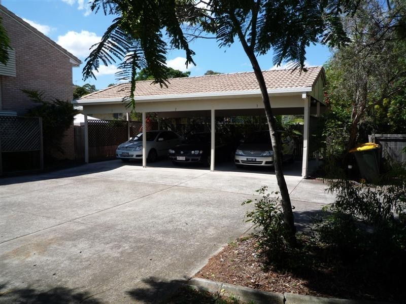 2/47 Adelaide Street, Carina QLD 4152