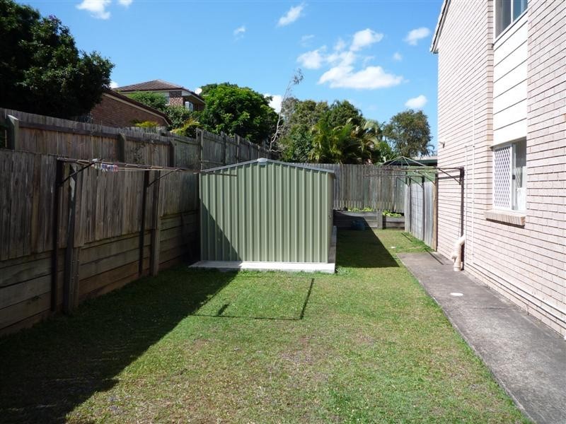 2/47 Adelaide Street, Carina QLD 4152