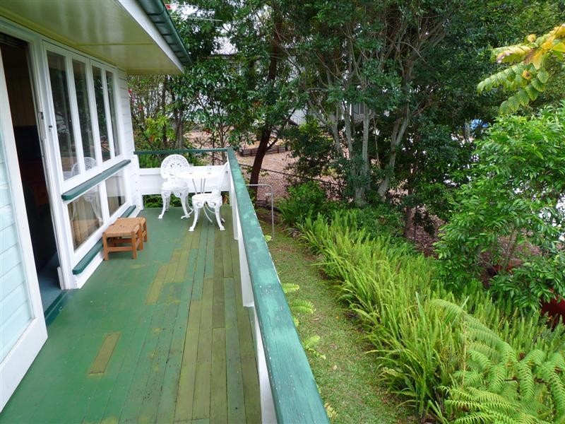 75 Tranters Avenue, Camp Hill QLD 4152