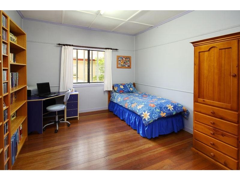 34 Buzacott Street, Carina Heights QLD 4152