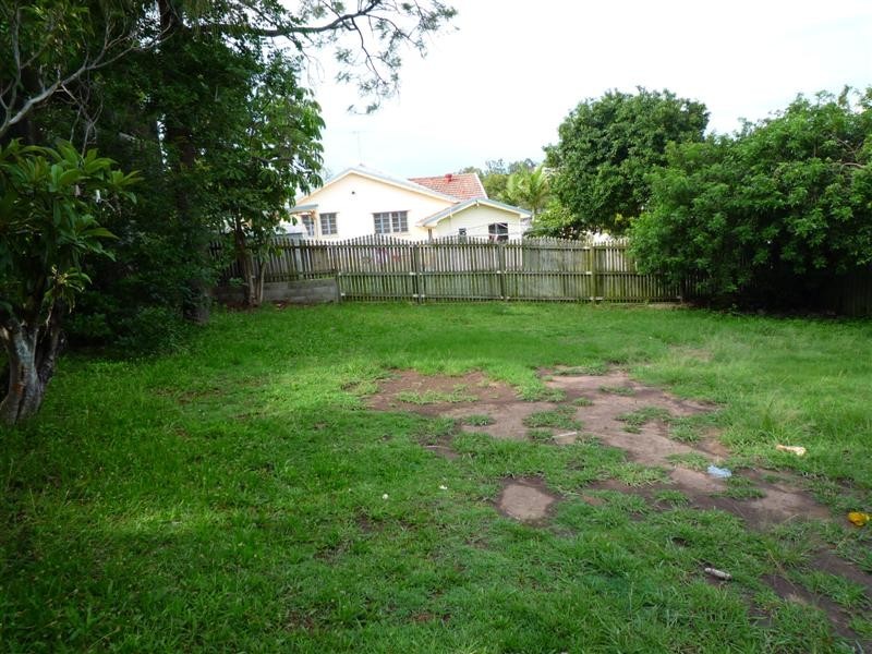 38 Stanley Road, Seven Hills QLD 4170