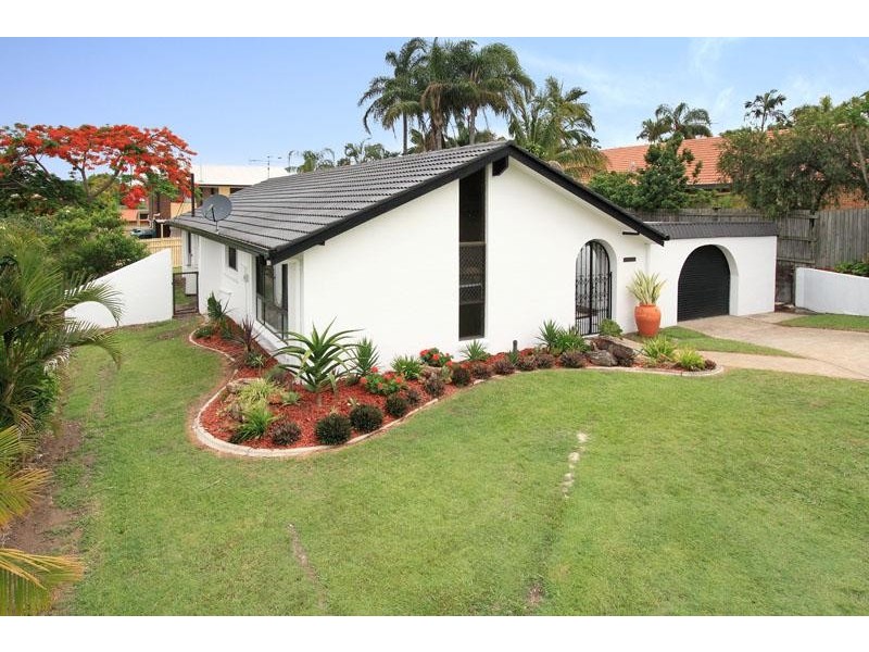 4 Pelsart Street, Belmont QLD 4153