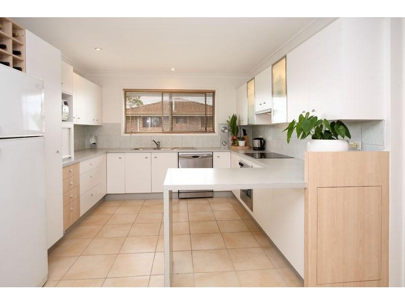 4 Pelsart Street, Belmont QLD 4153