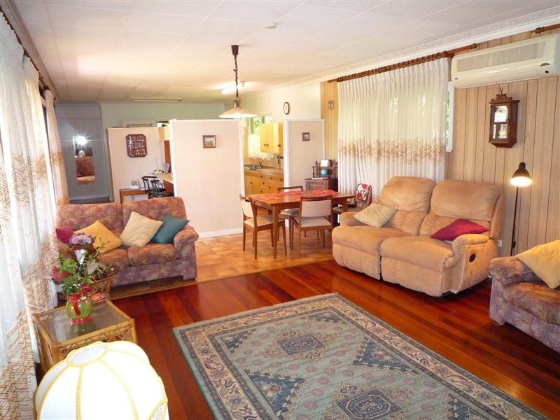 20 Quebec Avenue, Camp Hill QLD 4152