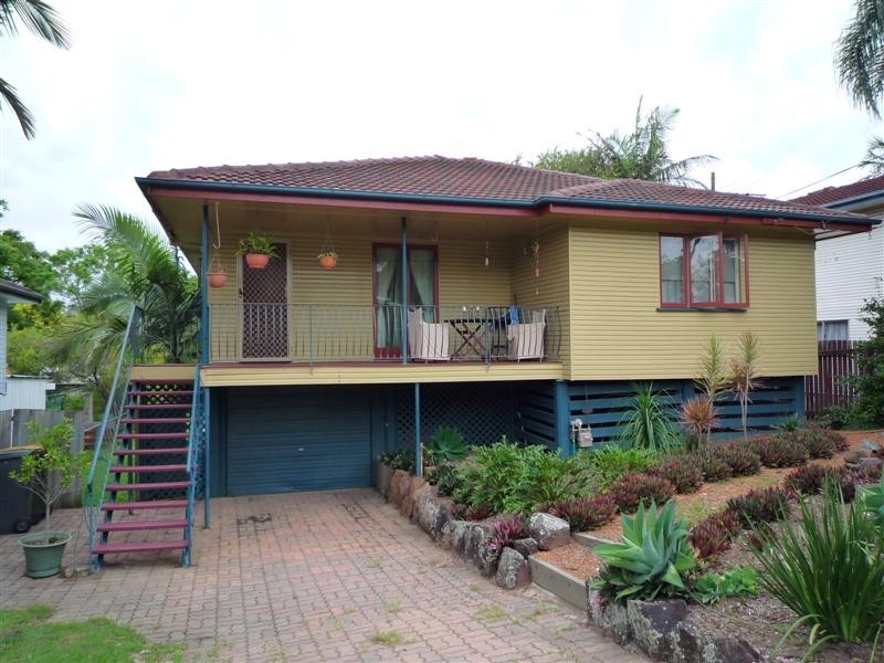 9 Bradnor Street, Carina QLD 4152