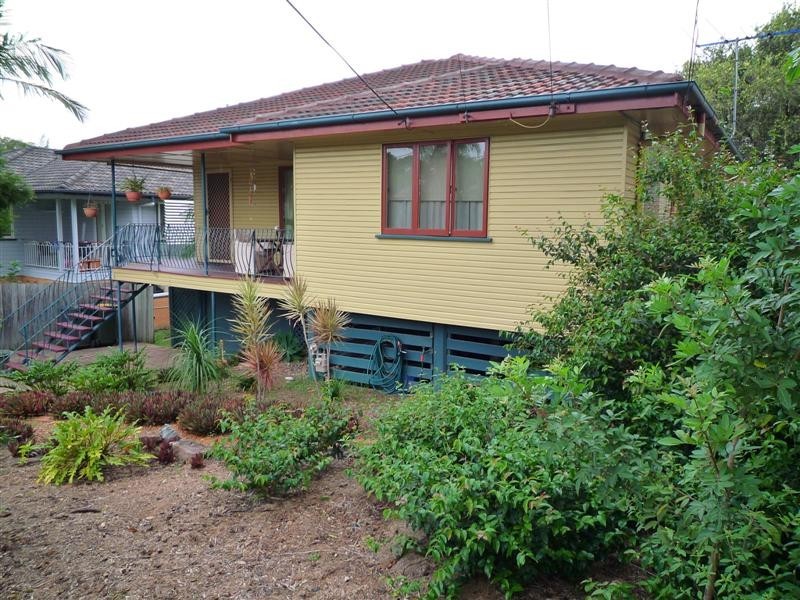 9 Bradnor Street, Carina QLD 4152