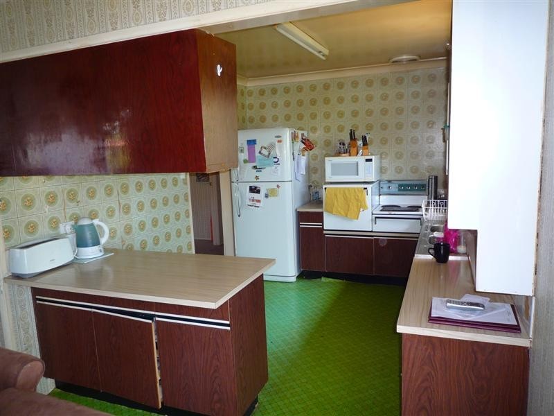 38 Mee Street, Carina QLD 4152