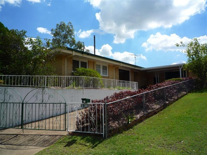 33 Burchell Street, Carina QLD 4152