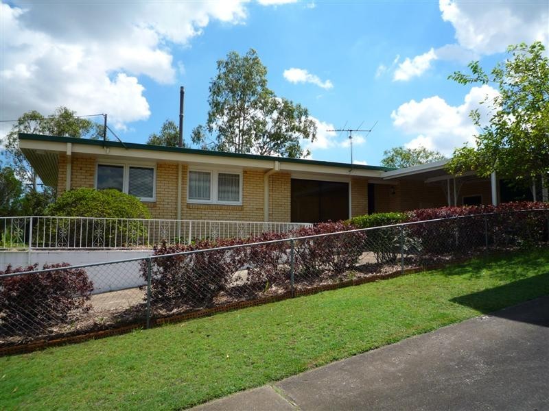 33 Burchell Street, Carina QLD 4152