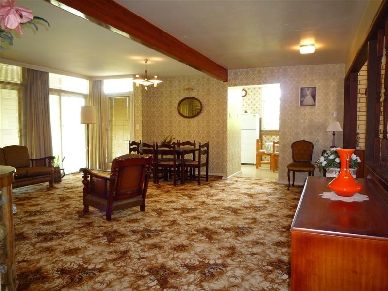 33 Burchell Street, Carina QLD 4152