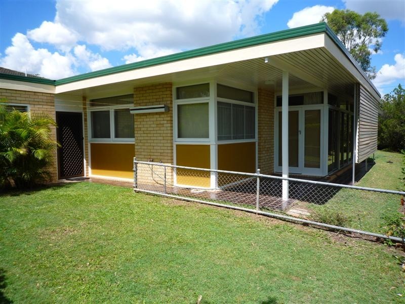 33 Burchell Street, Carina QLD 4152