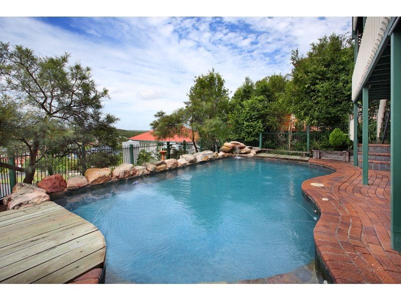 30 Kildare Street, Carina Heights QLD 4152