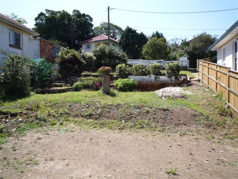 15 Eastwell Street, Coorparoo QLD 4151