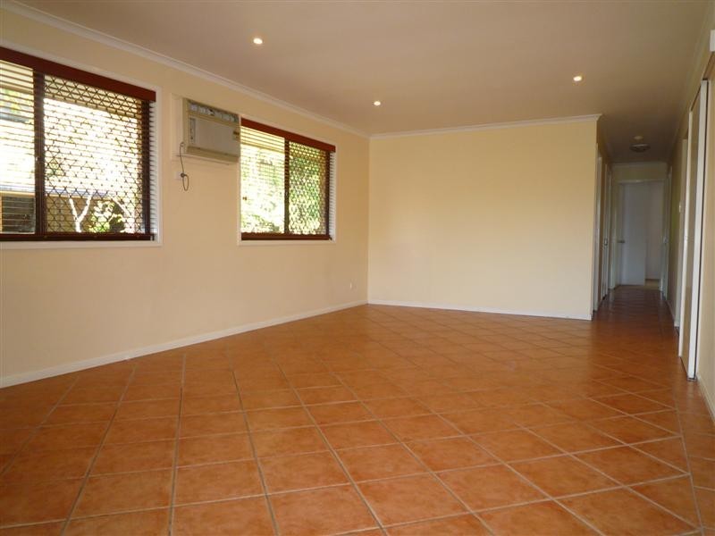 29 Frank Street, Norman Park QLD 4170