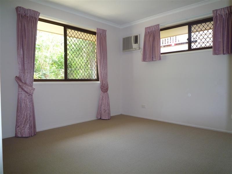 29 Frank Street, Norman Park QLD 4170