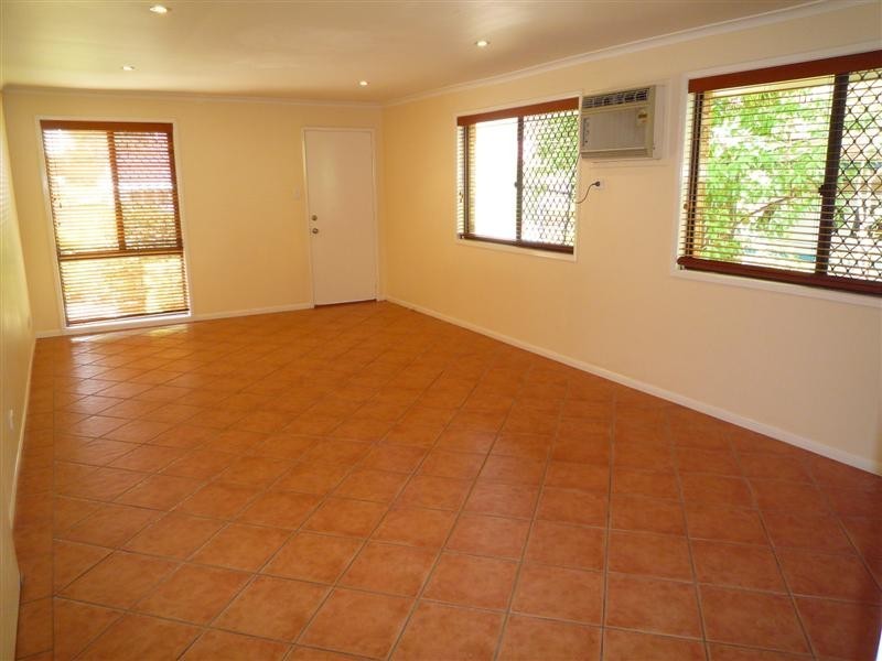 29 Frank Street, Norman Park QLD 4170