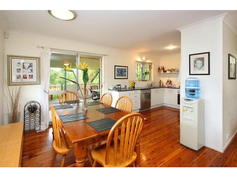 5 Brownleaf Street, Mansfield QLD 4122