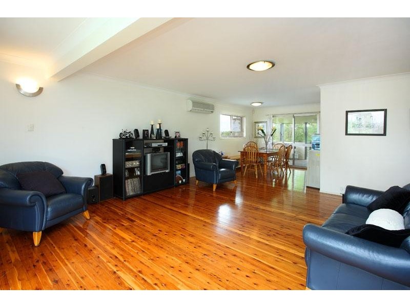 5 Brownleaf Street, Mansfield QLD 4122