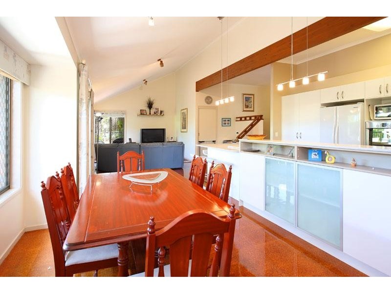 6 Bundoora Street, Carina Heights QLD 4152