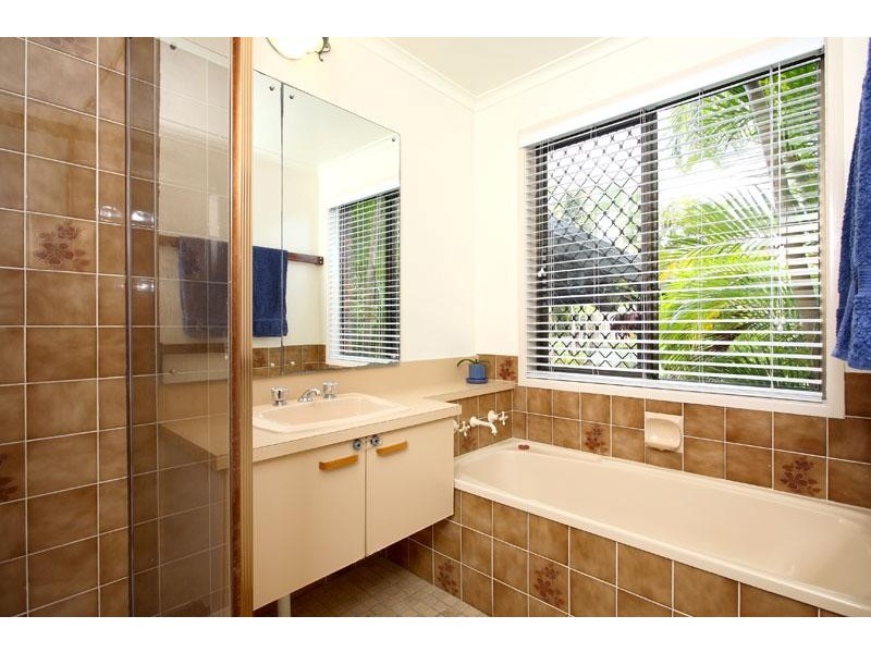 6 Bundoora Street, Carina Heights QLD 4152