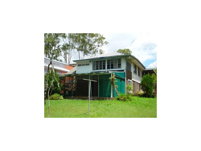 68 Canopus Street, Coorparoo QLD 4151
