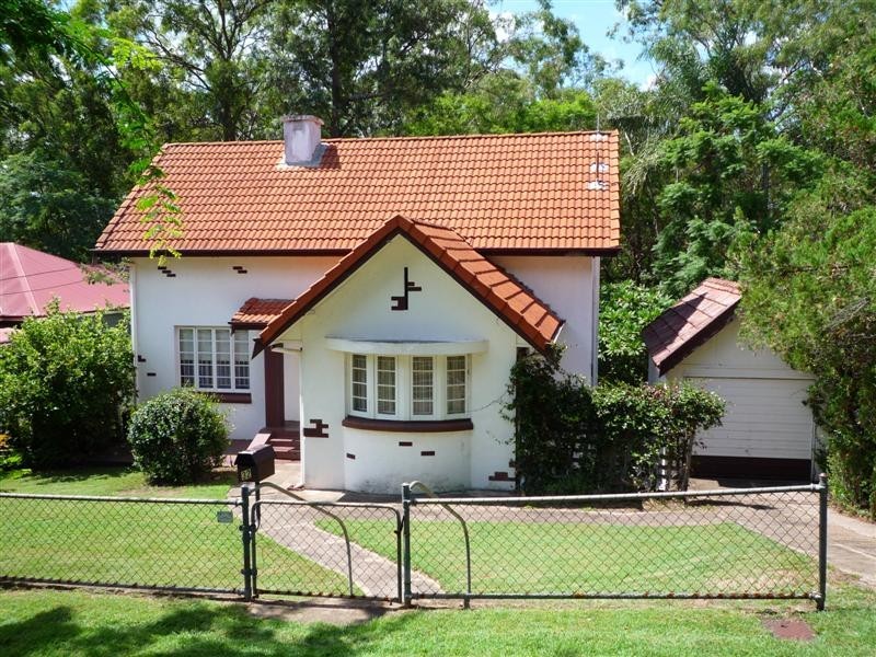 32 Mars Street, Coorparoo QLD 4151