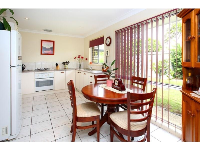 9 Springvale Place, Carina QLD 4152