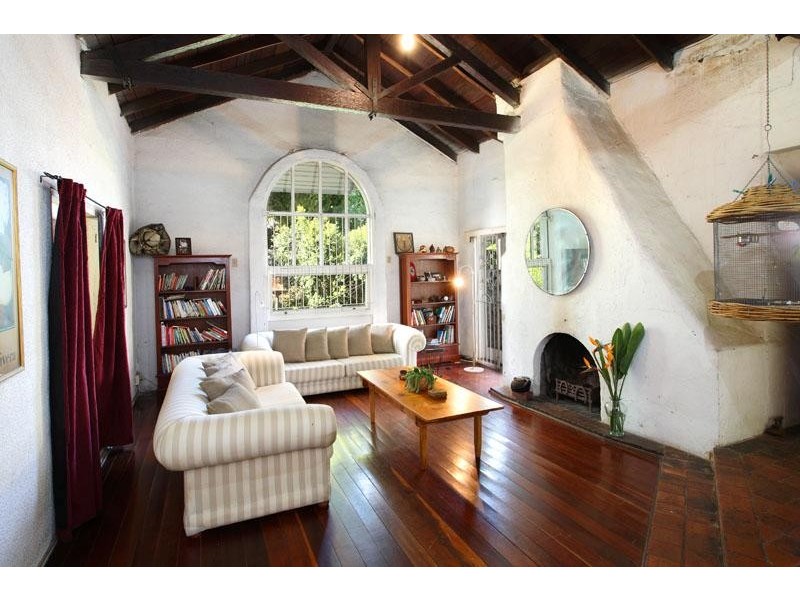 699 Old Cleveland Road, Camp Hill QLD 4152