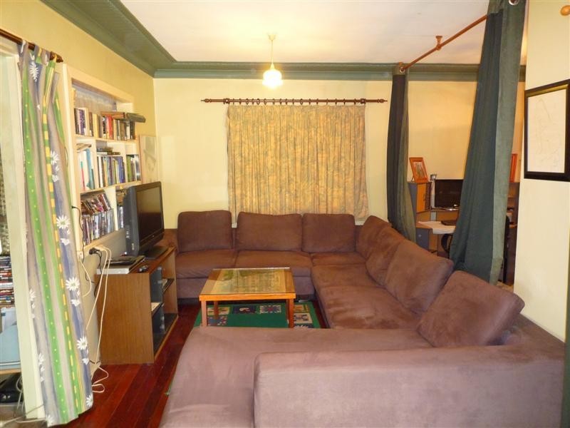 76 Tranters Avenue, Camp Hill QLD 4152