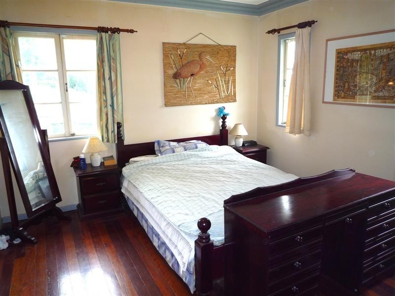 76 Tranters Avenue, Camp Hill QLD 4152