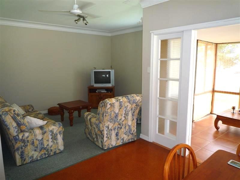 1494A Creek Road, Carina QLD 4152