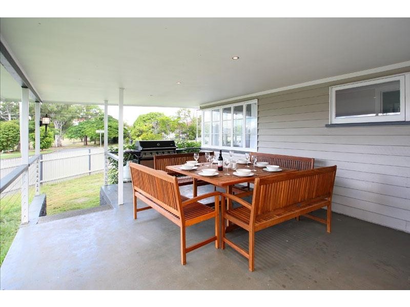 12 Ascham St, Camp Hill QLD 4152