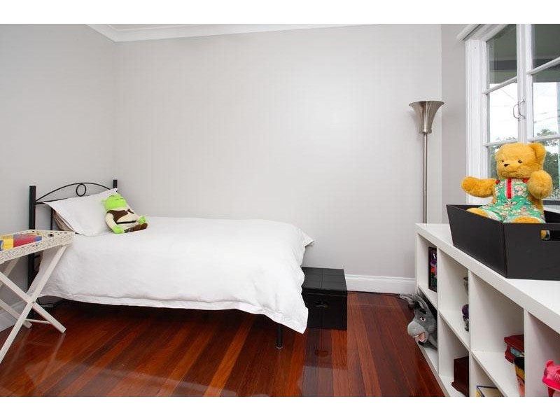 12 Ascham St, Camp Hill QLD 4152
