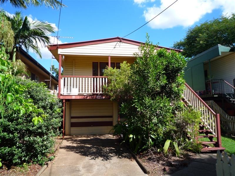 35 Gray Street, Carina QLD 4152