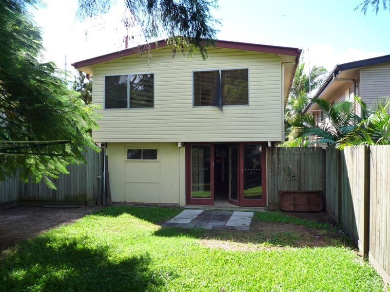 35 Gray Street, Carina QLD 4152