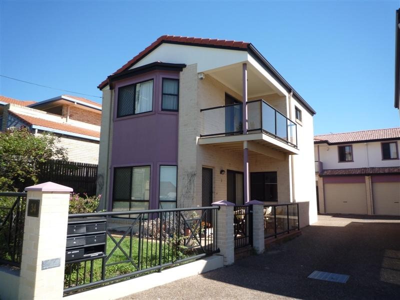 1/34 Pembroke Street, Carina QLD 4152