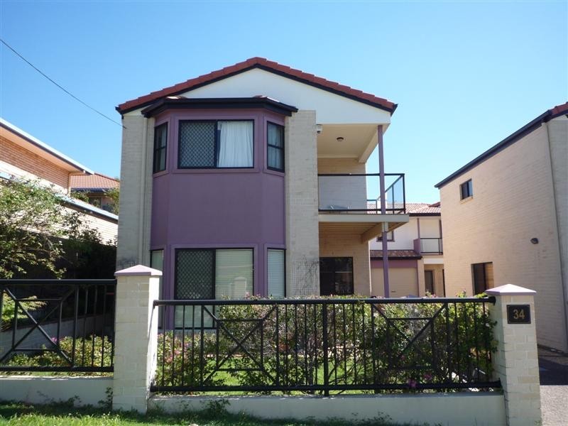 1/34 Pembroke Street, Carina QLD 4152