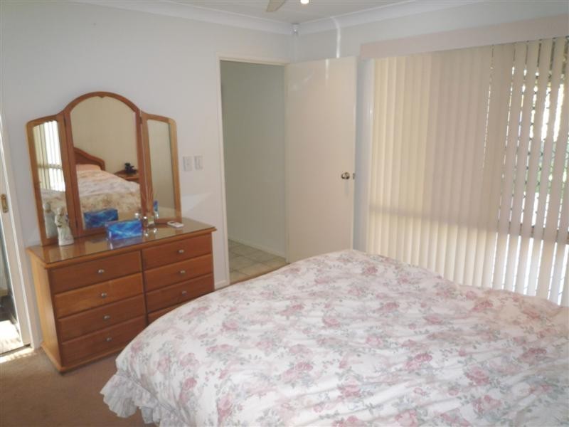 21 Mitchell Place, Belmont QLD 4153