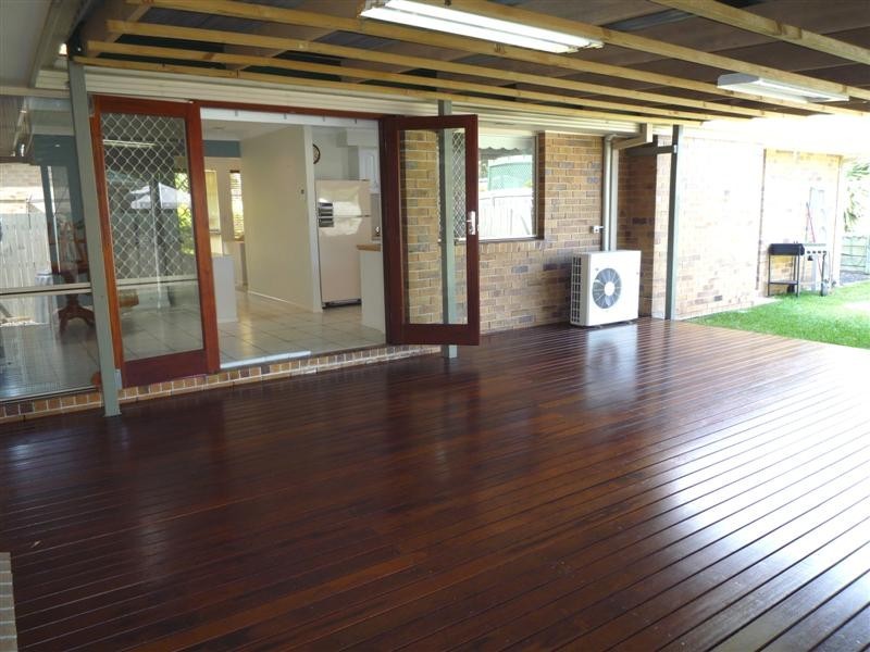 21 Mitchell Place, Belmont QLD 4153