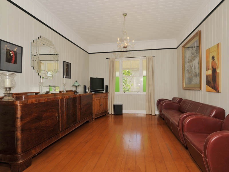 41 Burke Street, Coorparoo QLD 4151