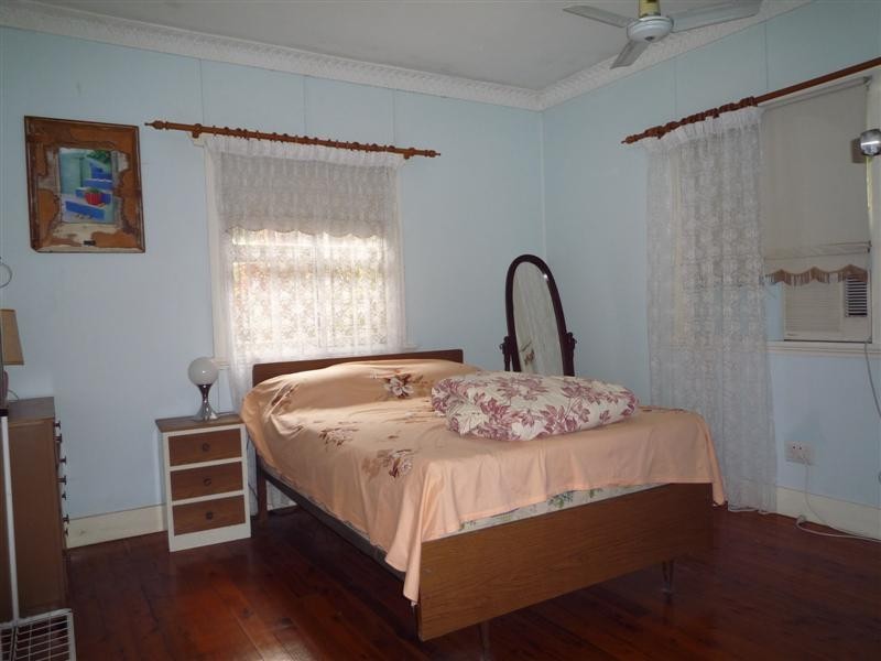 9 Burn Street, Camp Hill QLD 4152