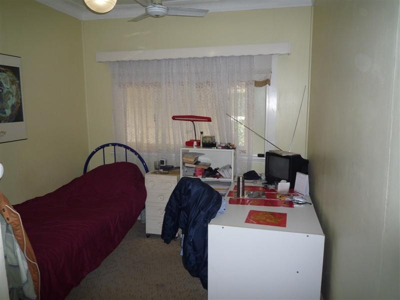 9 Burn Street, Camp Hill QLD 4152