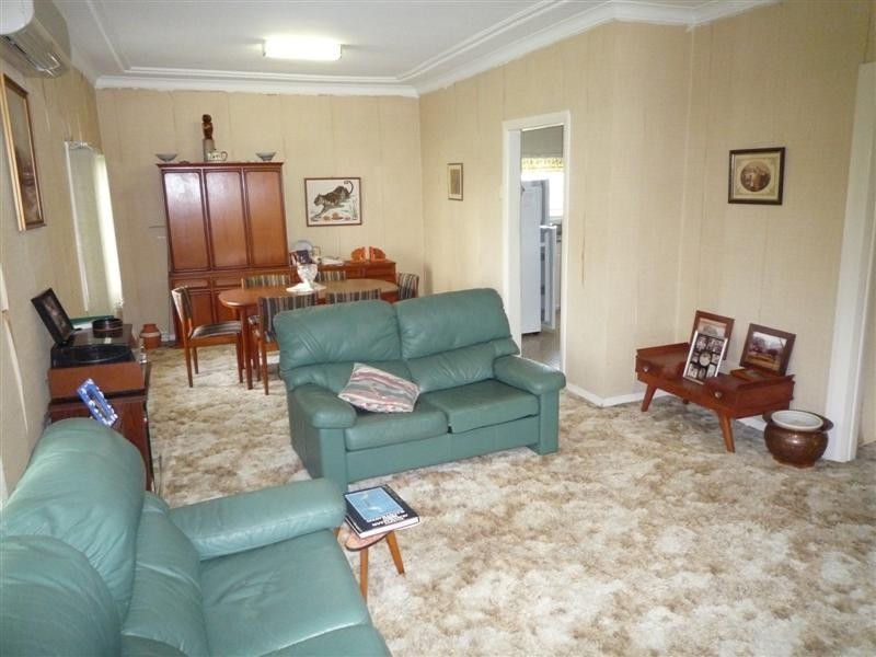 23 Cambridge Street, Carina Heights QLD 4152