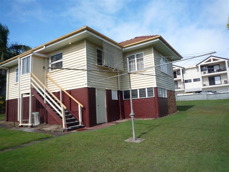 19 Waratah Avenue, Carina QLD 4152