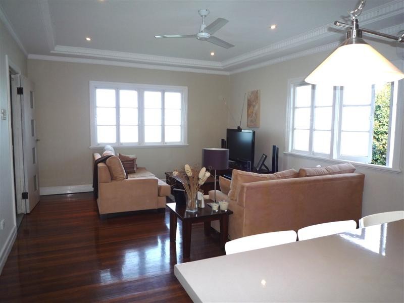 294 Stanley Road, Carina QLD 4152